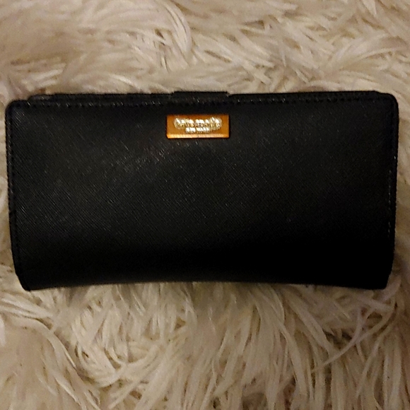 Kate spade wallet - Picture 1 of 2